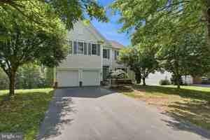 featured image of 9549 Mountwood Dr