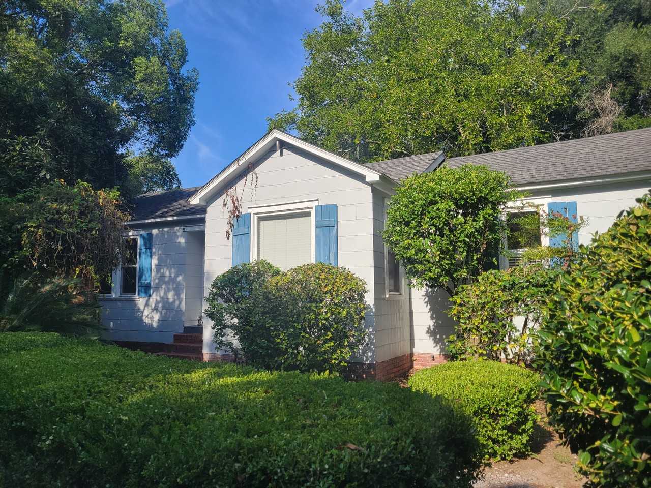 794 Ribaut Rd #1 - Photo 2 of 10