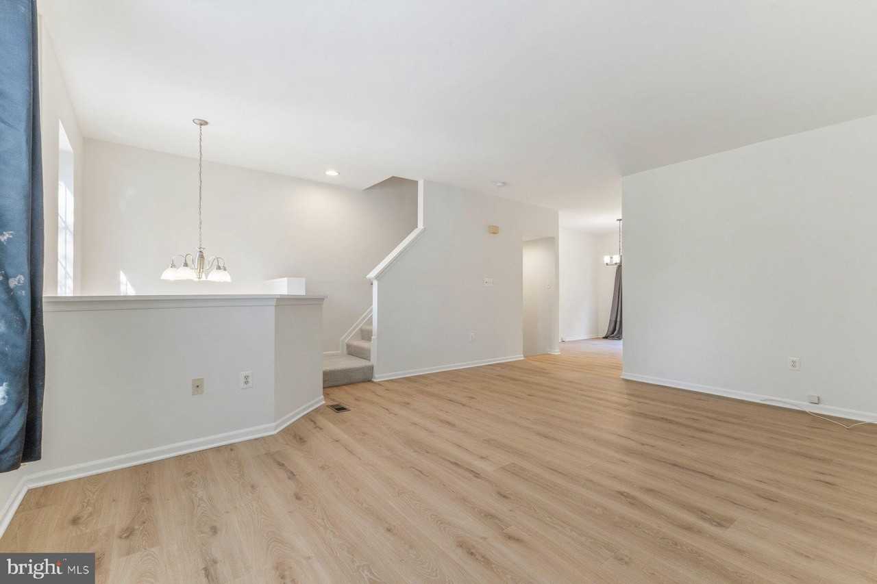9727 Faber Ln - Photo 7 of 23