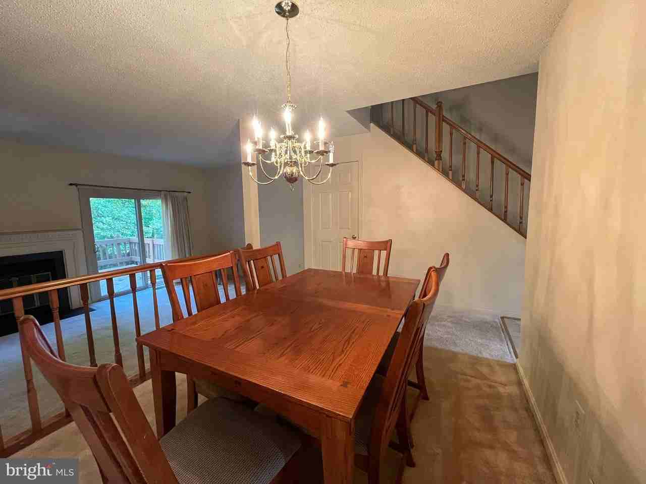 11531 Hill Meade Ln - Photo 7 of 32