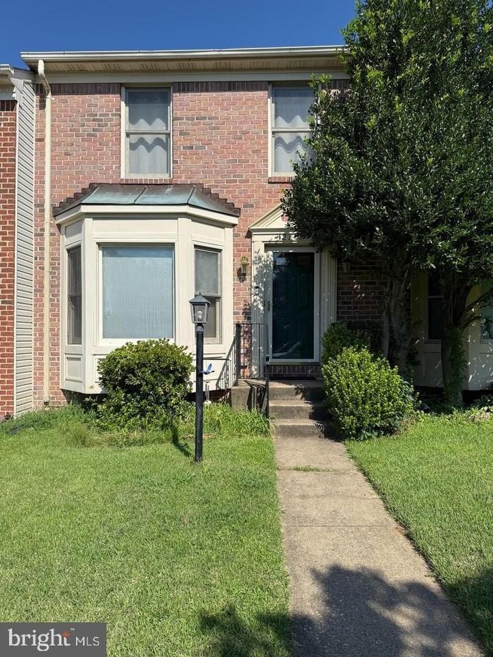 2740 Winston Ct