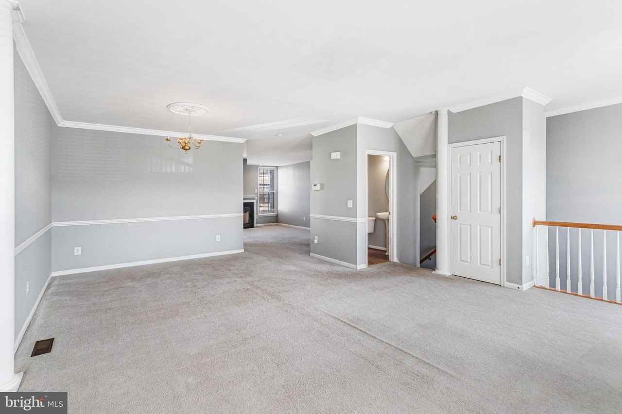 15657 William Bayliss Ct - Photo 6 of 41