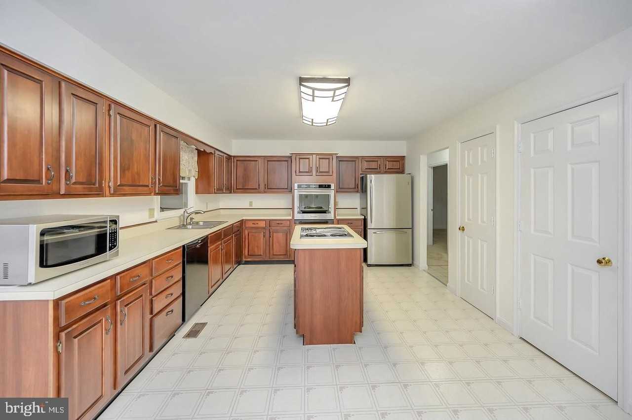 3914 Doran Rd - Photo 6 of 20