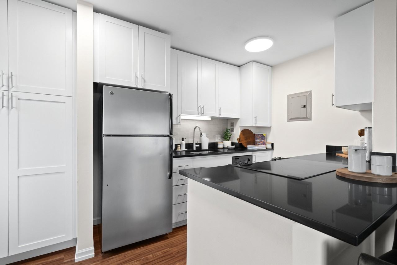 Skye Apartments - Photo 5 of 30