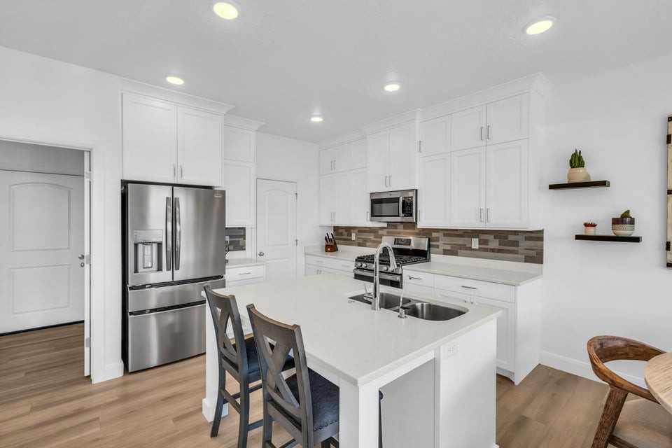 4546 S Lucy Ln #1 - Photo 6 of 21