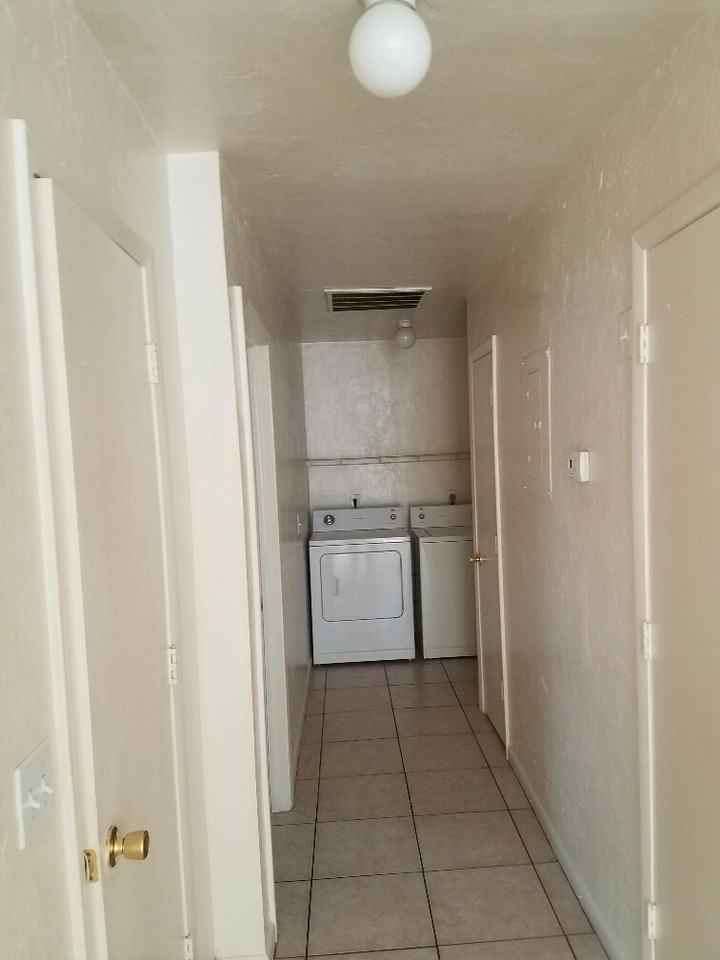 201 3RD ST D - 4 #4D - Photo 3 of 18