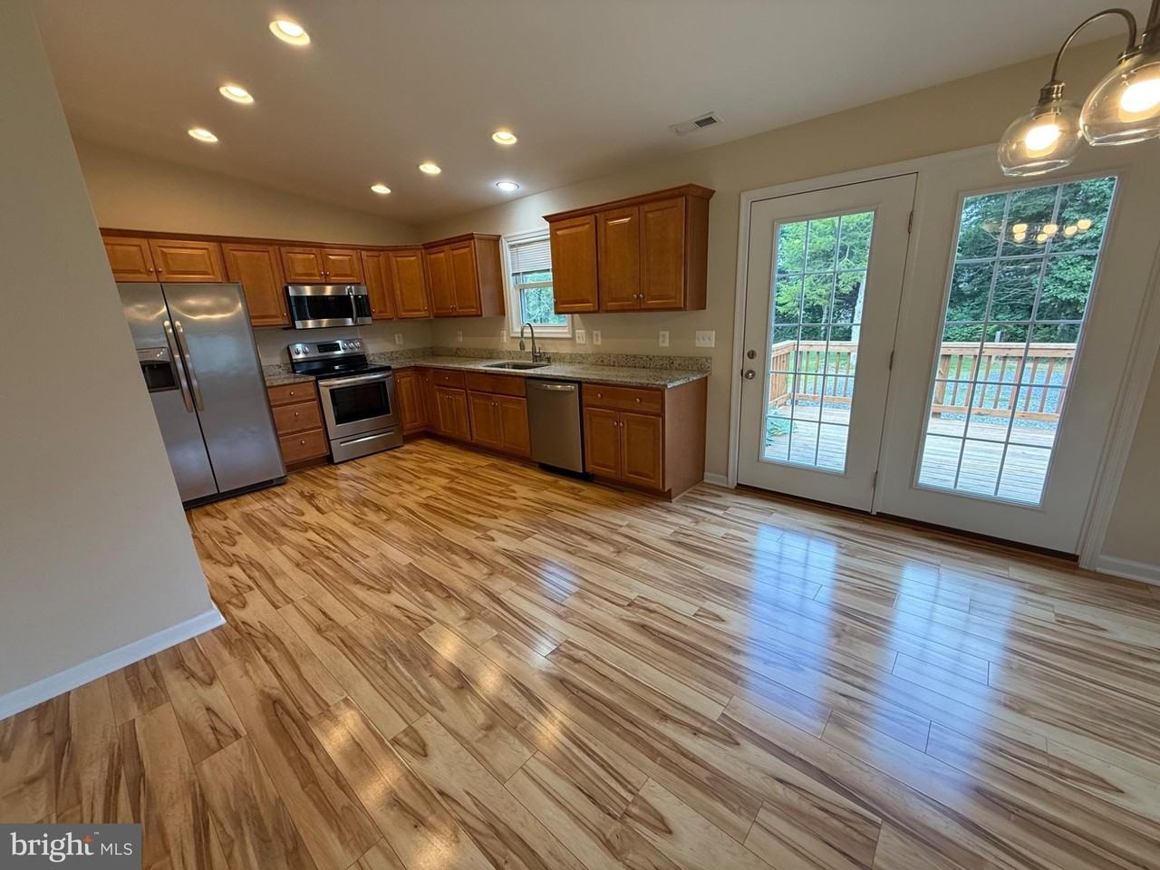 29 Farm View Rd - Photo 4 of 17