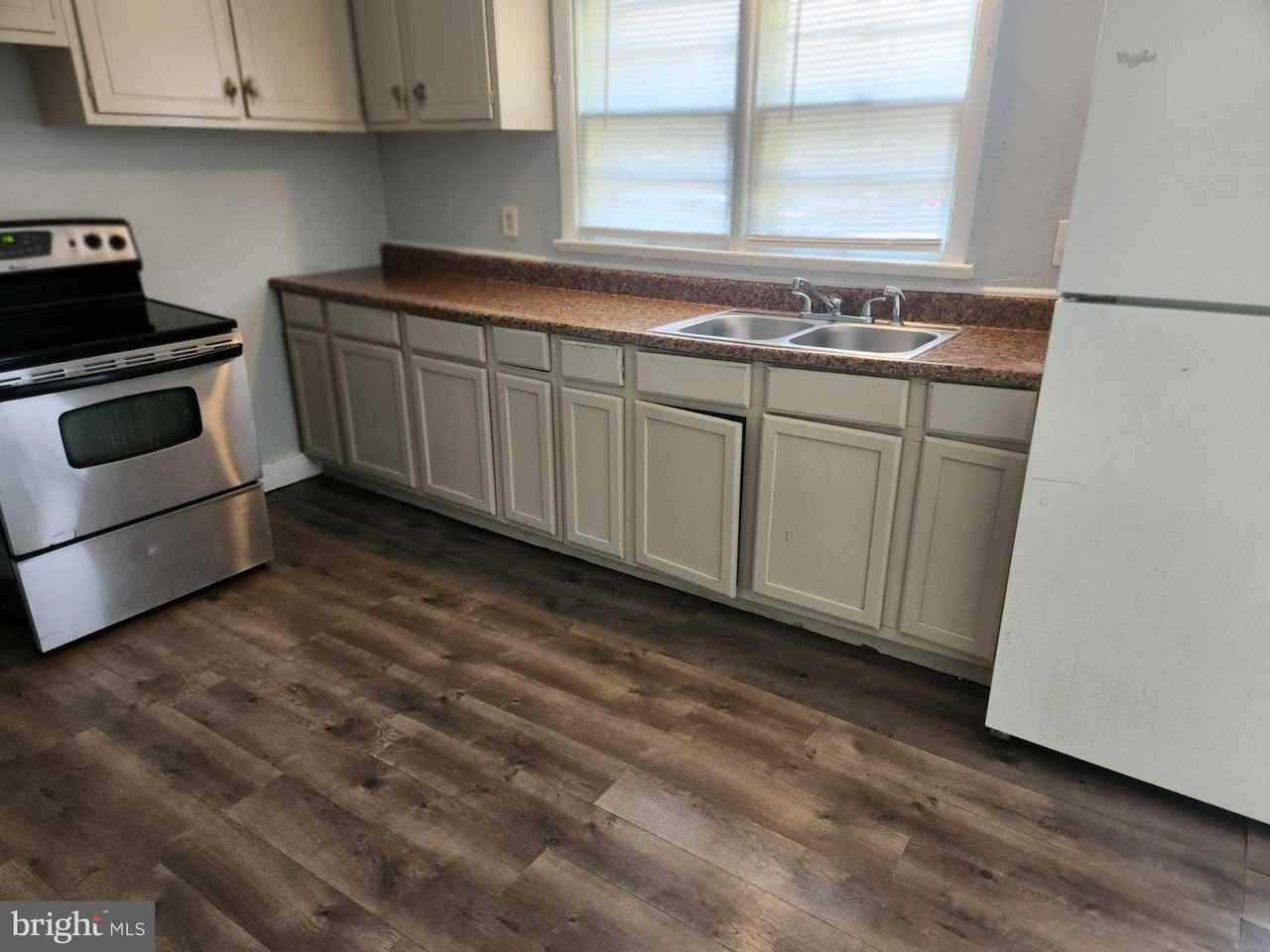 12083 Winchester Ave #1 - Photo 2 of 7