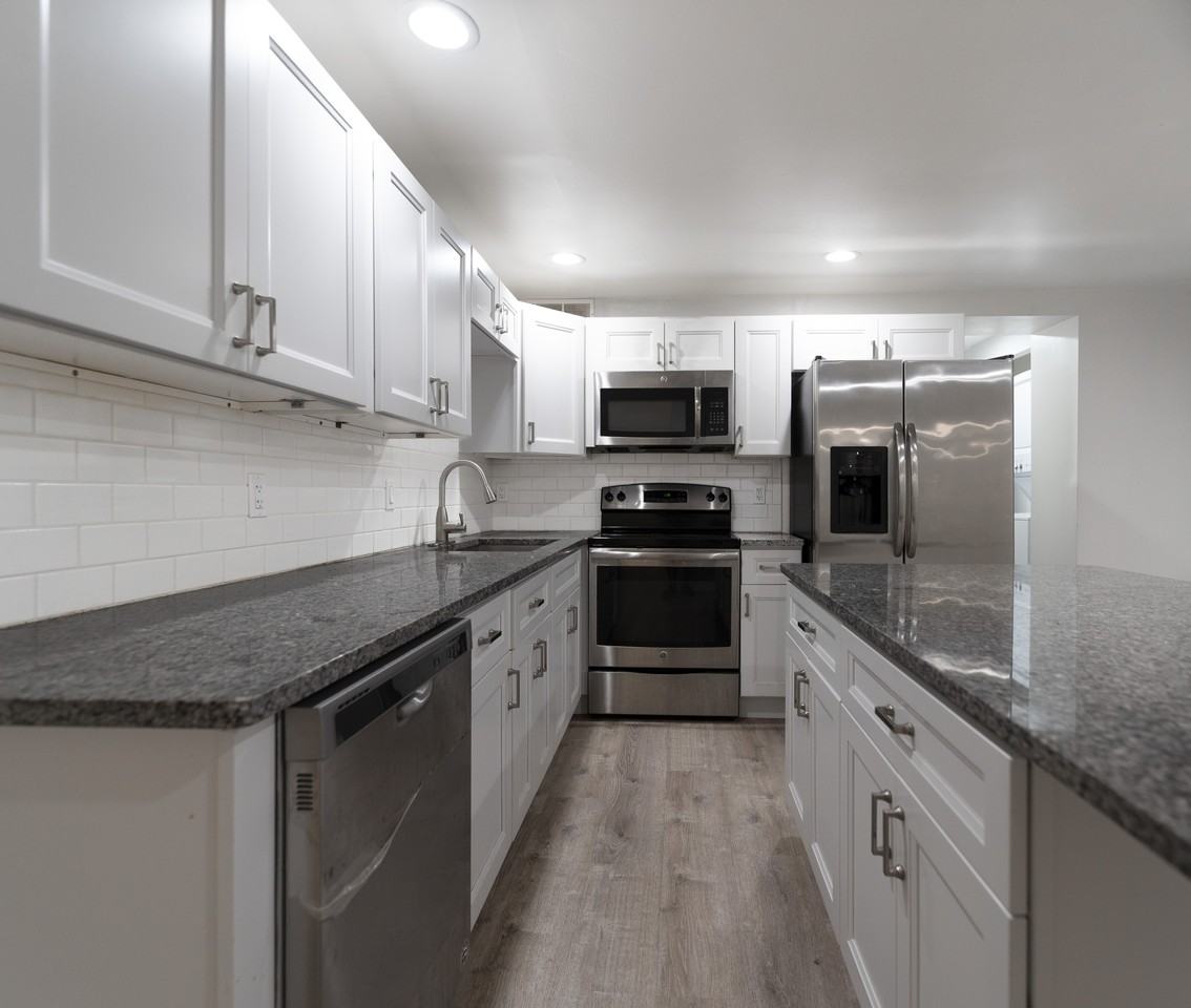 18 N New St #2 - Photo 2 of 10