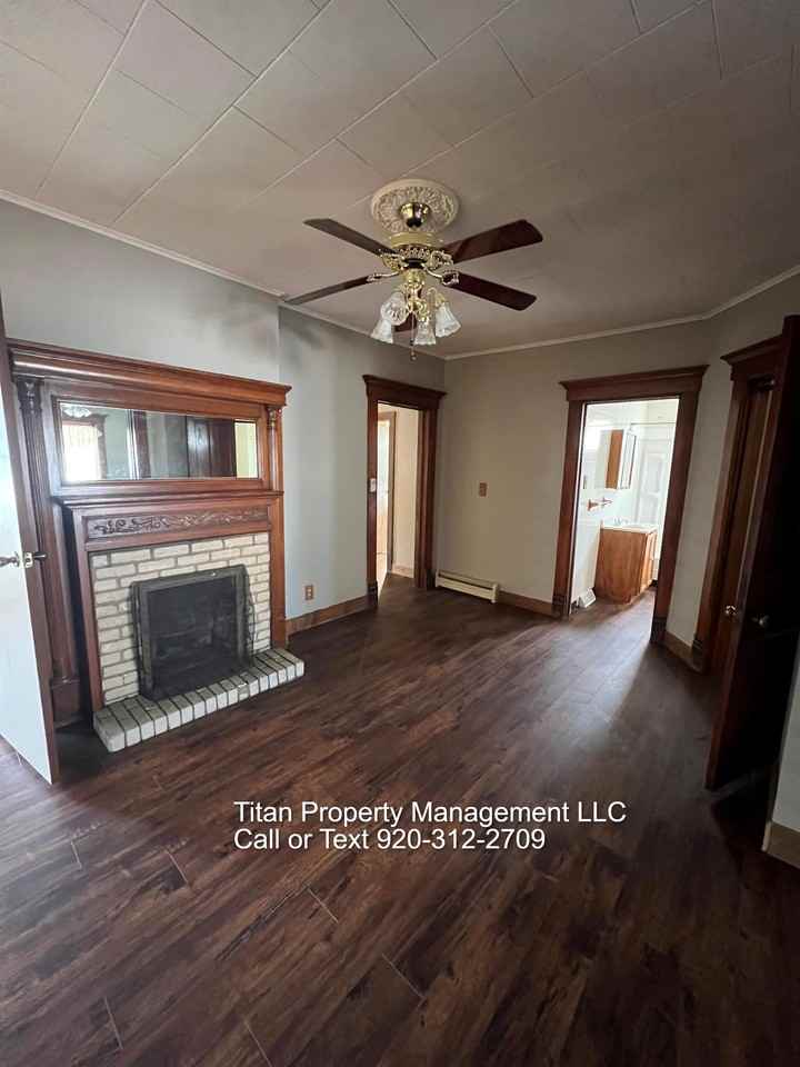 411 W 10th Ave - Photo 2 of 7