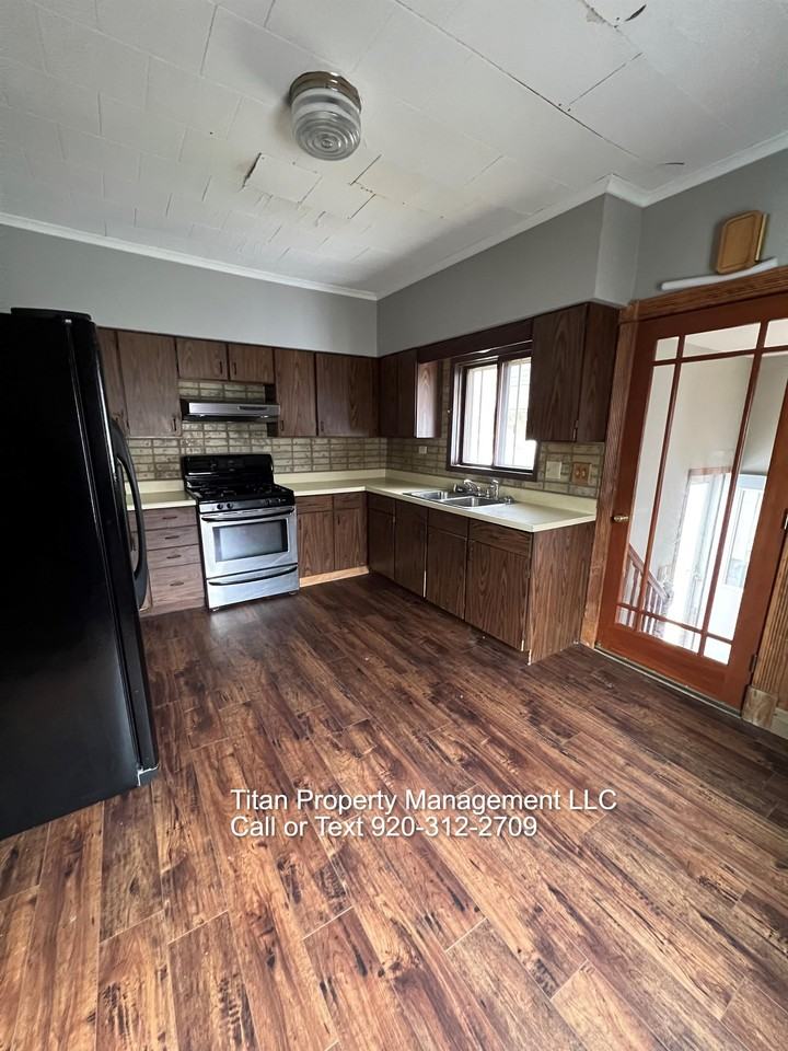 411 W 10th Ave - Photo 7 of 7