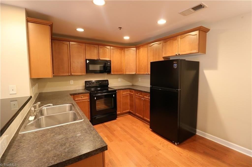 4762 Tatton Park Cir #1B - Photo 6 of 16