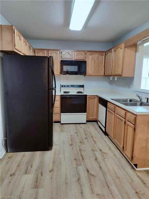 2025 Ardmore Village Ln - Photo 2 of 17