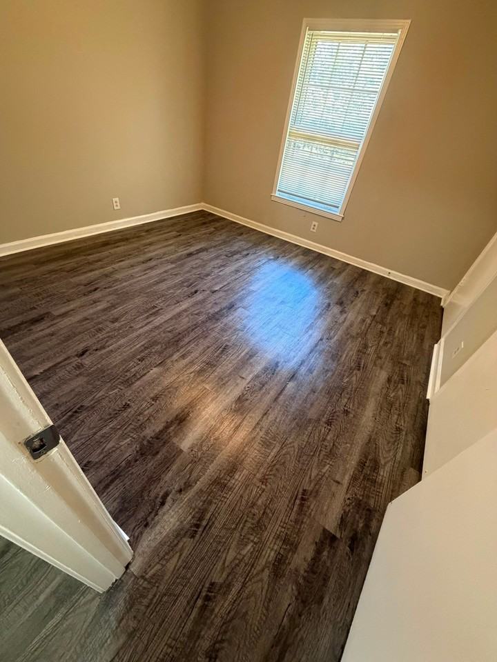 732 Holder Dr #1 - Photo 4 of 4