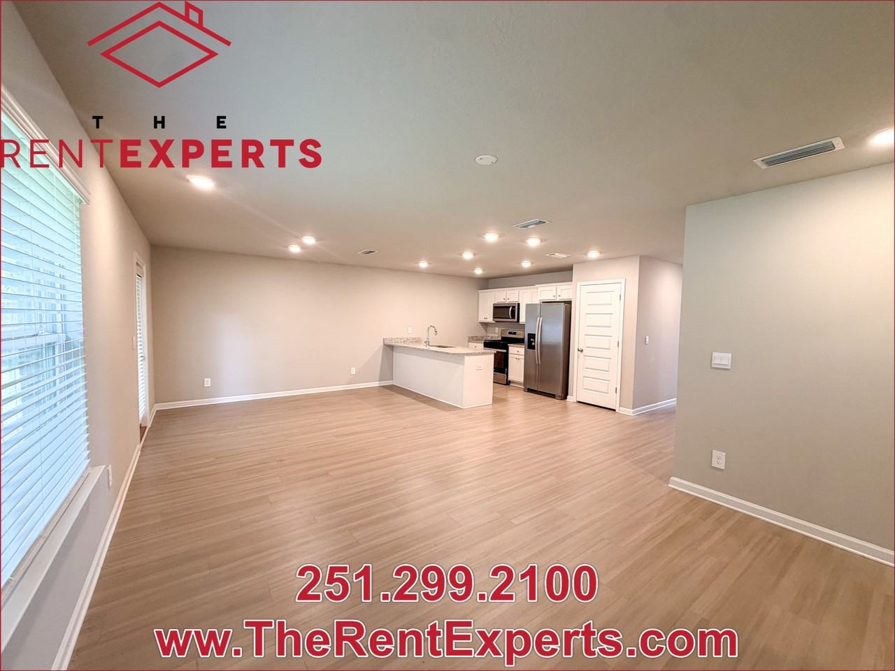2606 Windmere Dr E #1 - Photo 4 of 30