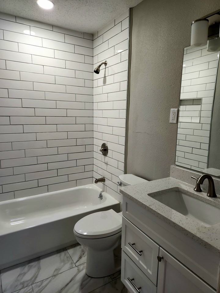 866 Colonial Rd #1 - Photo 7 of 13
