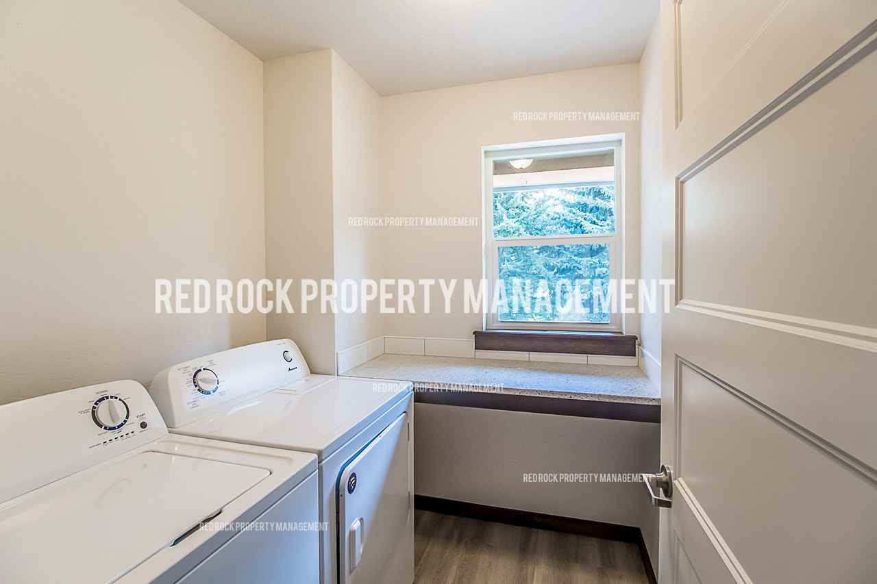 1548 E Latitude Ln #1 - Photo 5 of 18