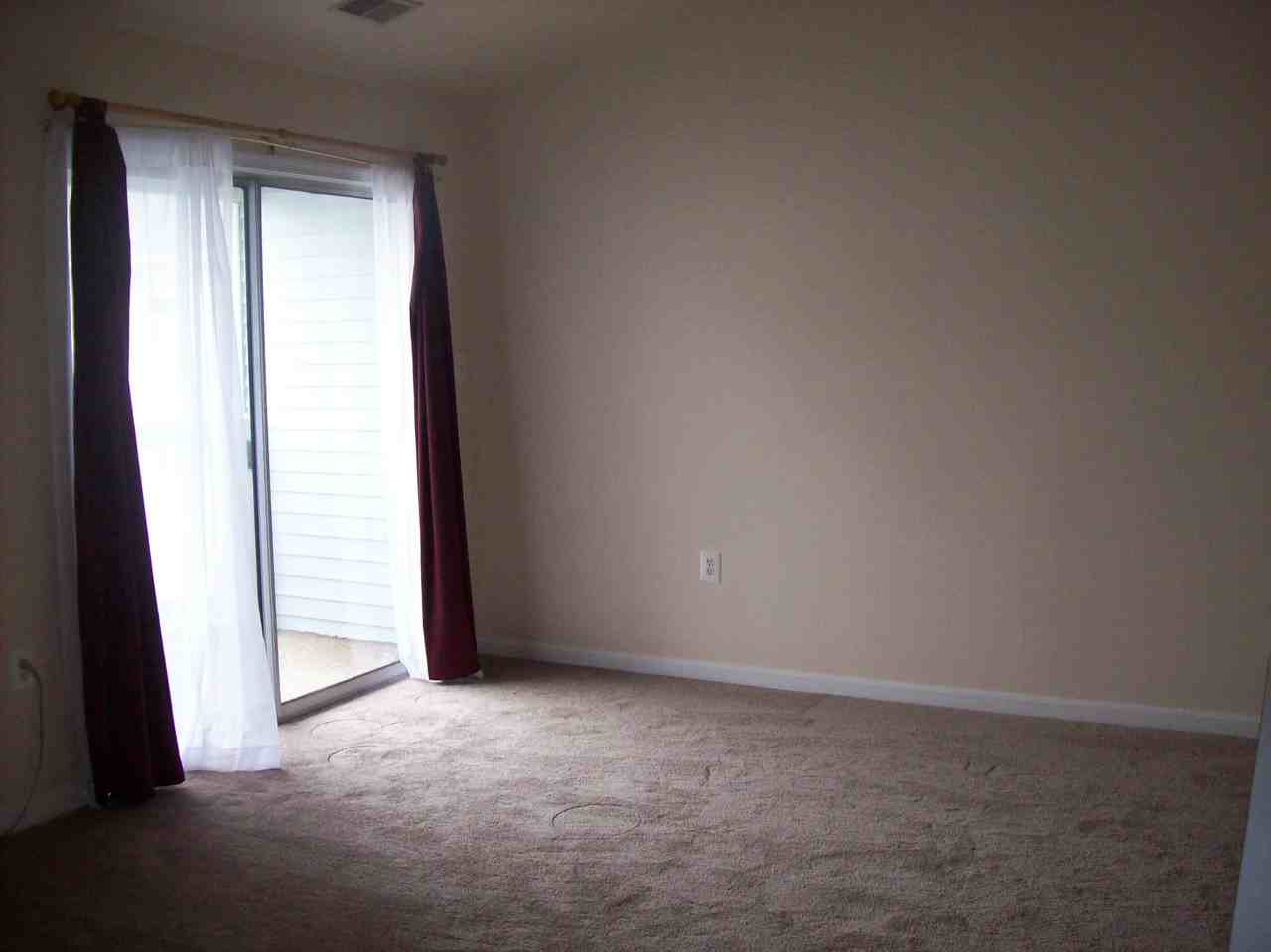 653 Constellation Sq Se #1 - Photo 4 of 5