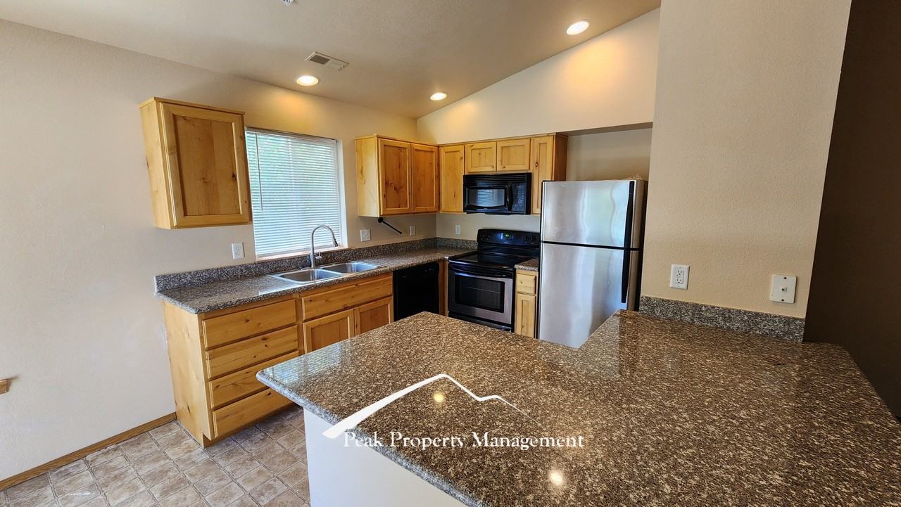 210 Ascent Ct #A - Photo 4 of 12