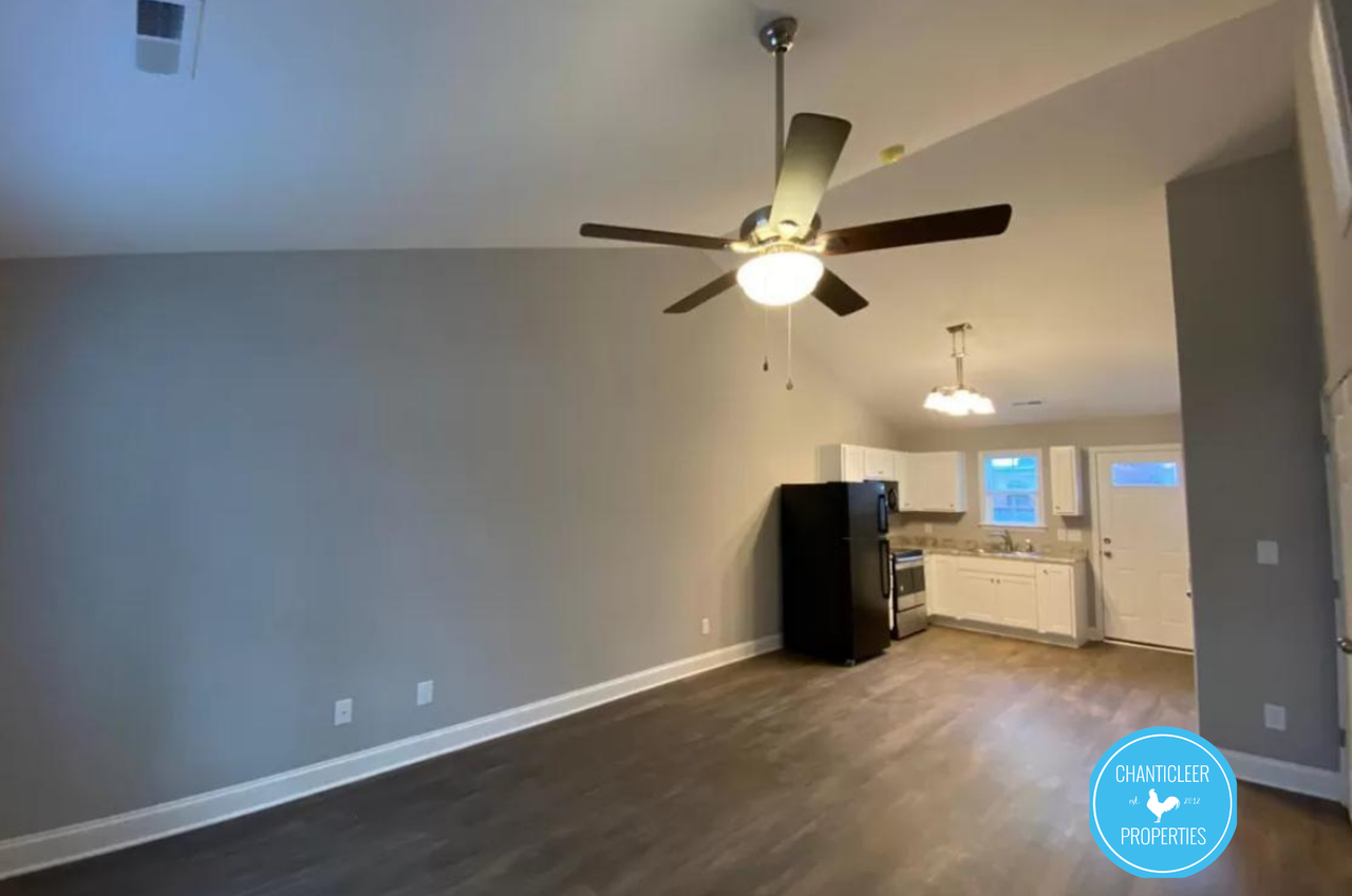 4 N Sterling St #B - Photo 6 of 12