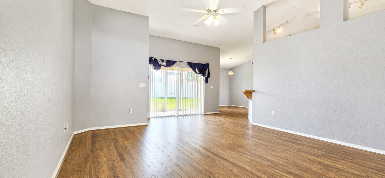 954 Highland Crest Cir #1 - Photo 2 of 18