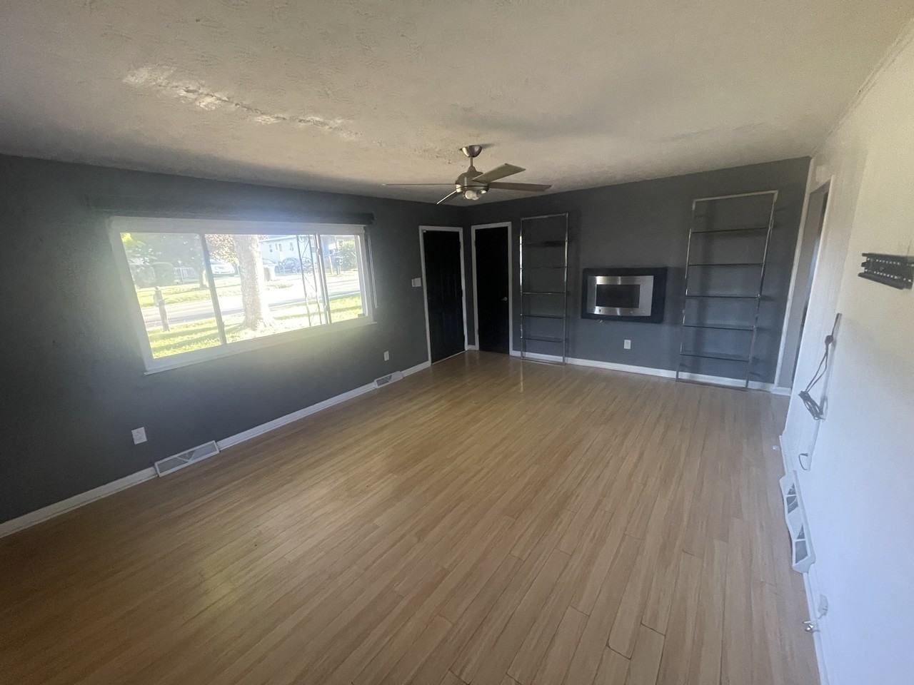 221 Teel Rd #1 - Photo 5 of 21