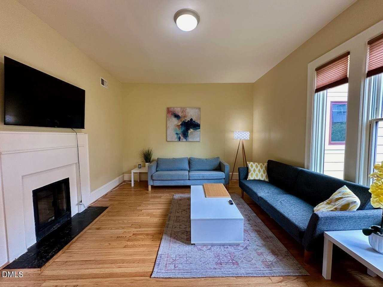 2200 Hope St - Photo 4 of 25
