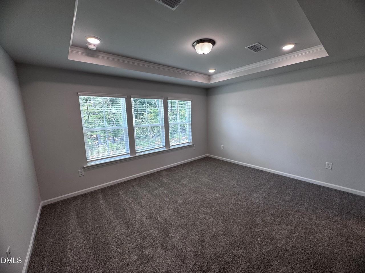 205 Broomside Ave - Photo 7 of 16