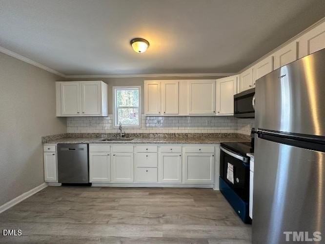 2704 Cartier Dr - Photo 4 of 12