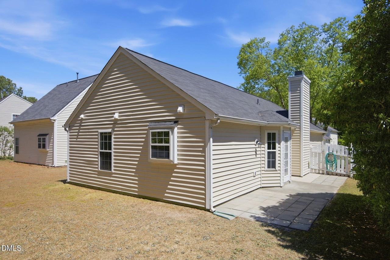 4408 Nightfall Ct - Photo 5 of 16