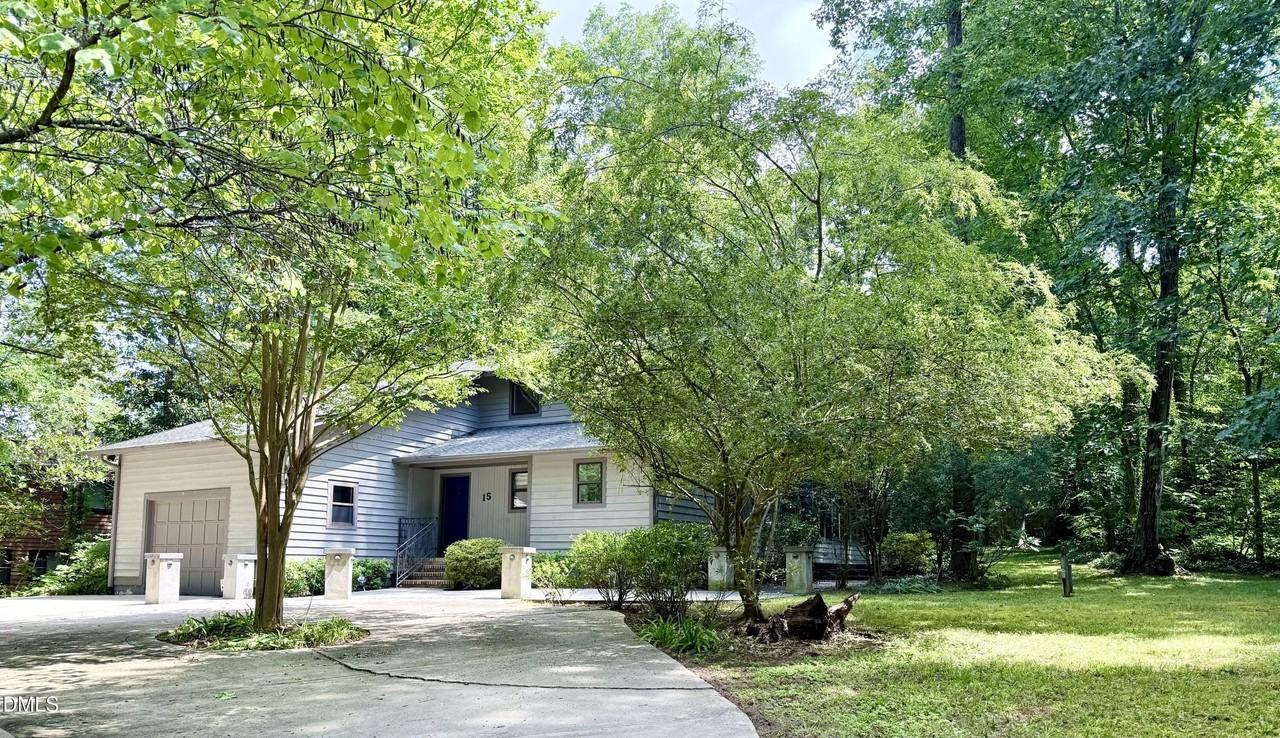 15 Harvey Pl - Photo 2 of 50