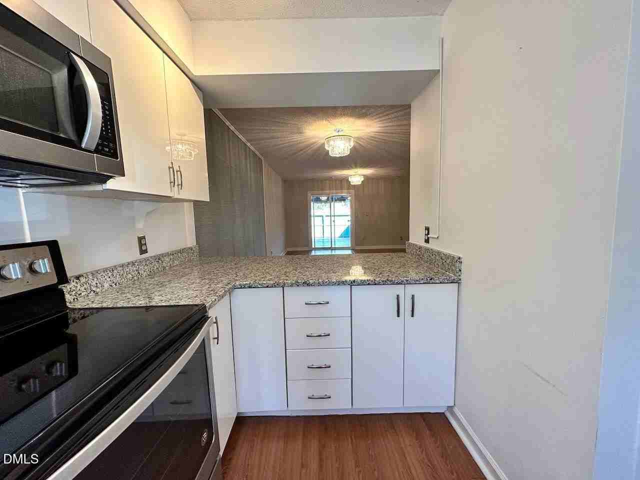 3411 Balfour E - Photo 6 of 24