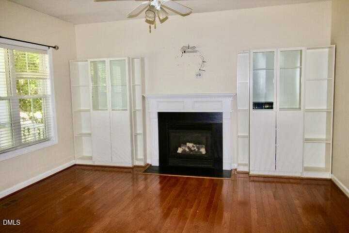 513 E Maple Ave - Photo 5 of 11
