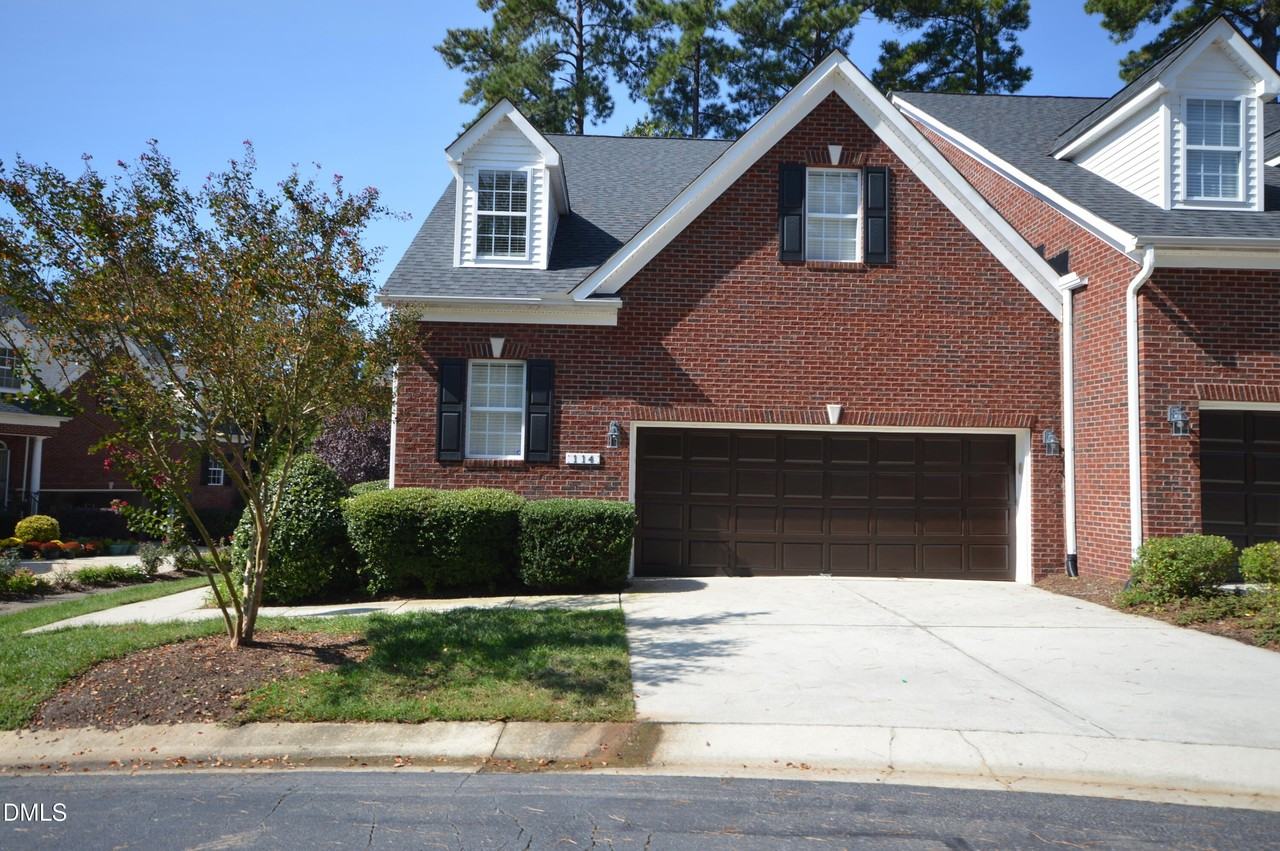 114 Prestonian Pl - Photo 2 of 26