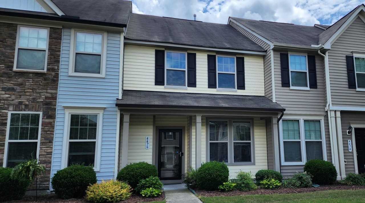 4476 Middletown Dr