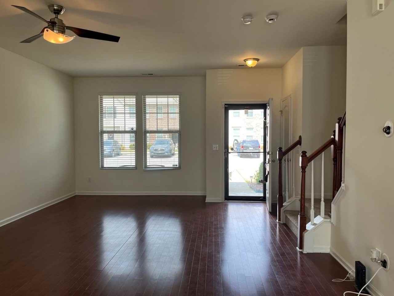 4476 Middletown Dr - Photo 3 of 19