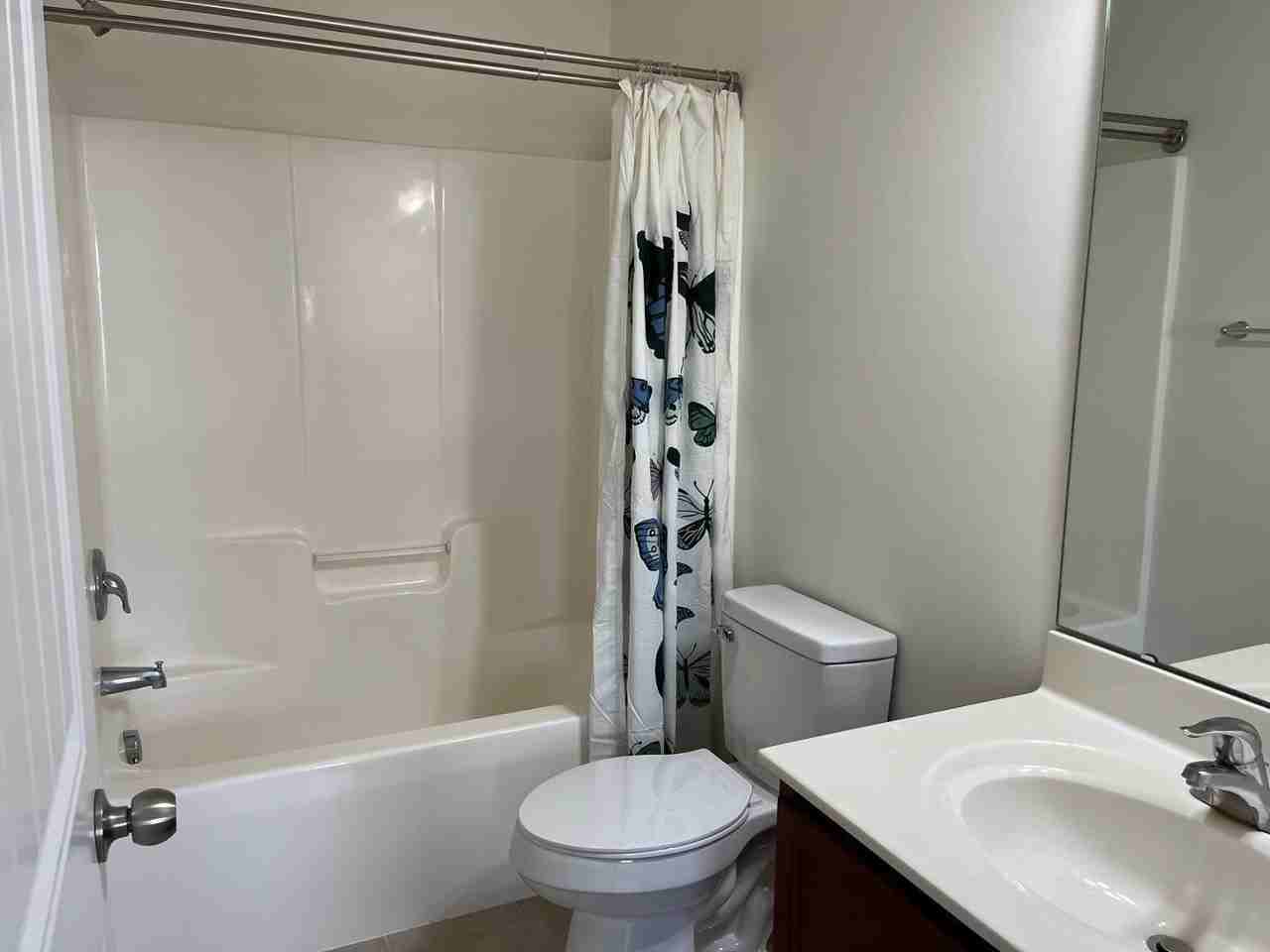 4476 Middletown Dr - Photo 7 of 19