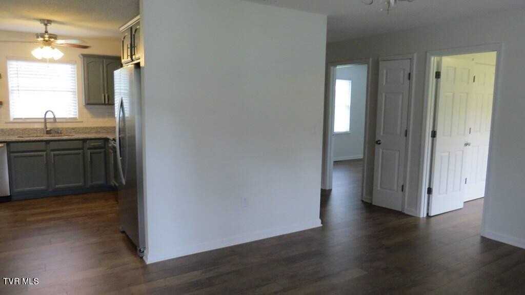 2156 Bradley St - Photo 3 of 9