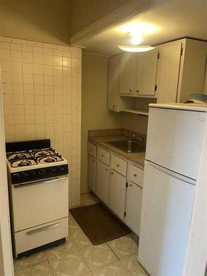215 West Elm StreetUnit 1 #1 - Photo 4 of 7