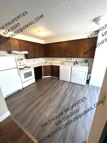 780 E 275 N #3 - Photo 2 of 8