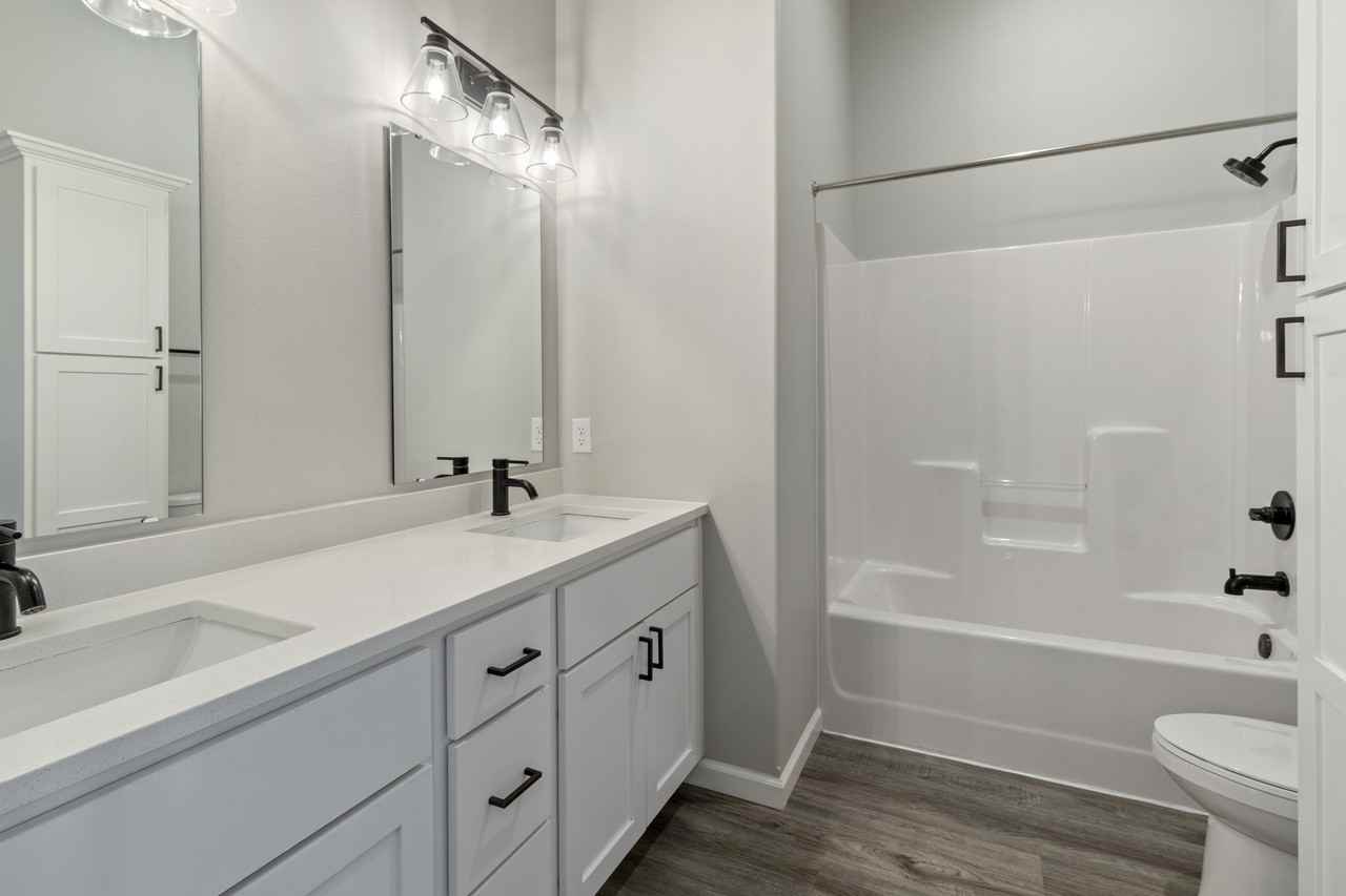 7241 29th St S #1 - Photo 5 of 10