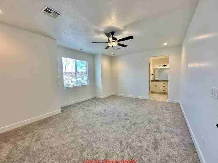 258 N 2470 W - Photo 5 of 11