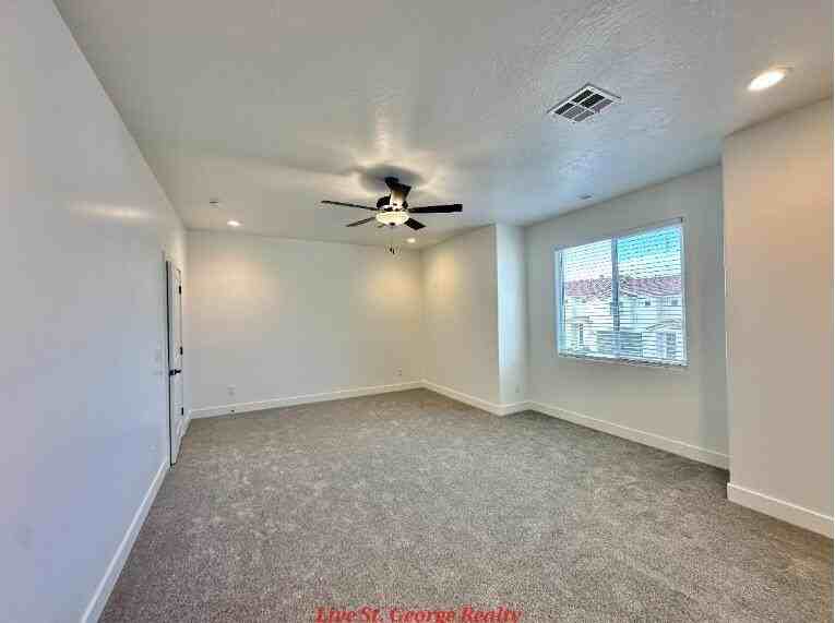 258 N 2470 W - Photo 6 of 11
