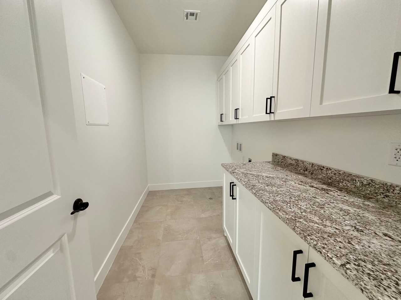127 N 2480 W - Photo 6 of 18