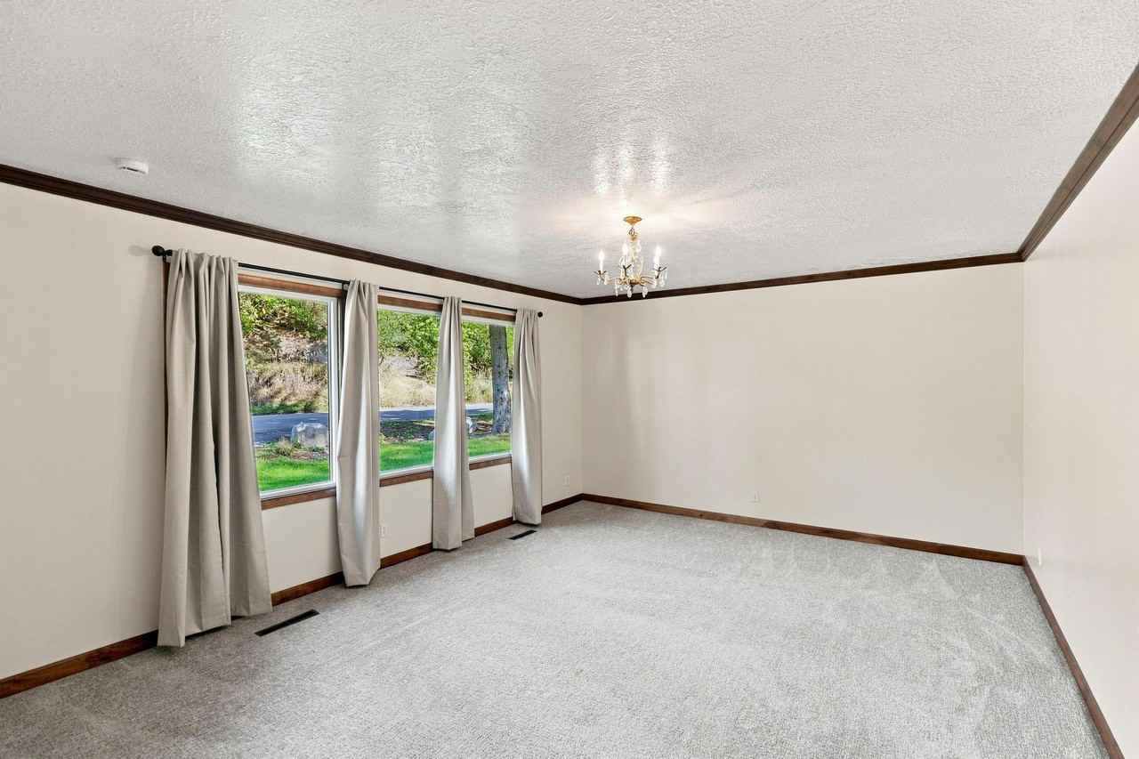 650 Canyon Rd #1 - Photo 5 of 41