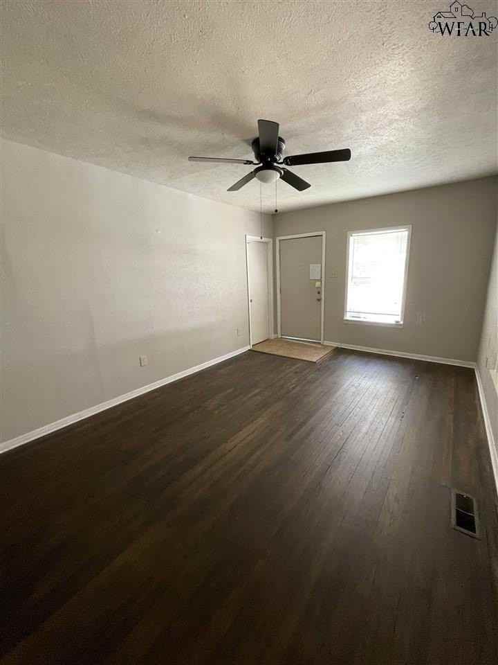 2113 Fillmore St - Photo 3 of 13