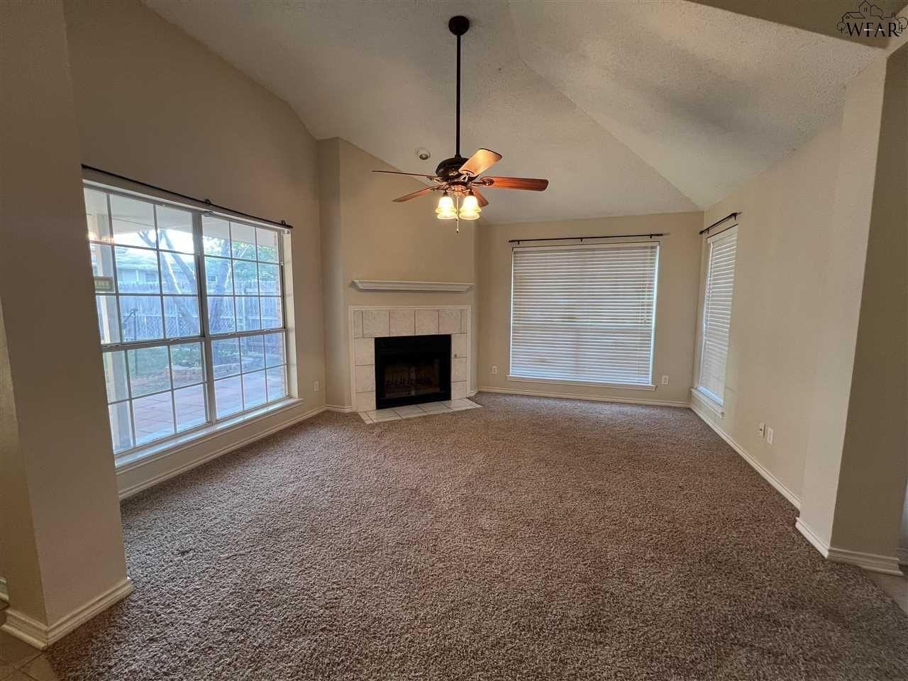 2421 Missile Rd - Photo 5 of 22