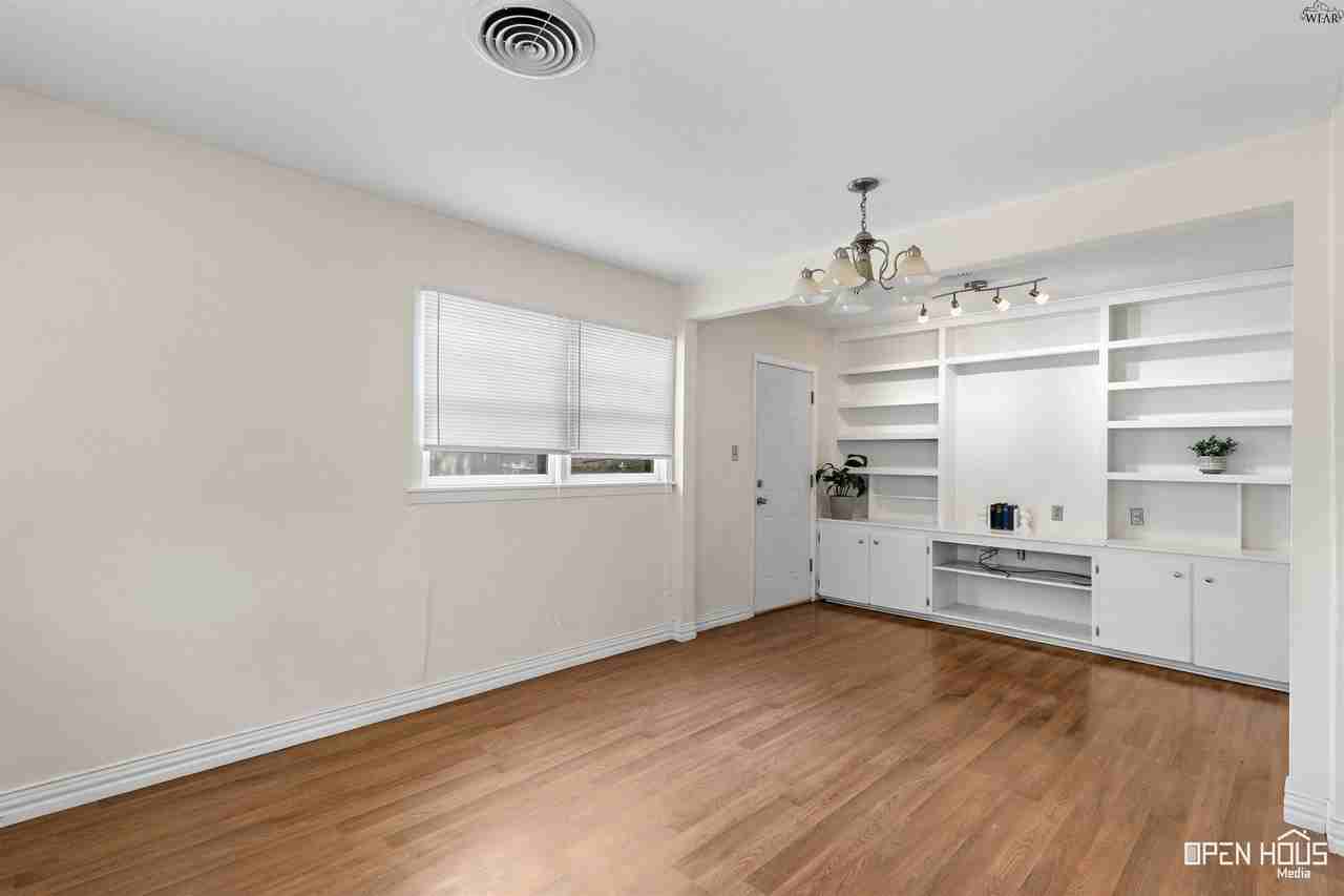 4208 Idlewood Dr - Photo 7 of 31