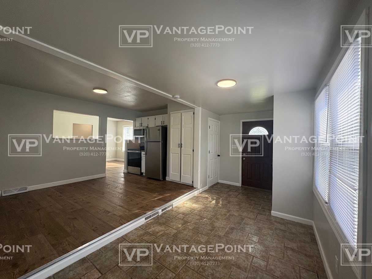 1019 S Main St #1 - Photo 7 of 24
