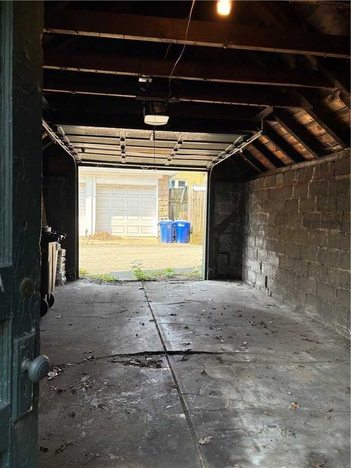 960 S Braddock Ave #2 - Photo 4 of 15